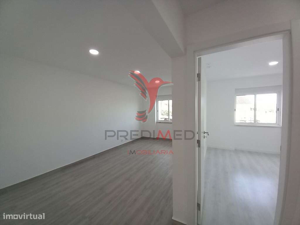 Apartamento T2 | Remodelado e Equipado | Ericeira - Grande imagem: 5/38