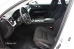 Volvo V60 2.0 B4 Momentum Geartronic - 13