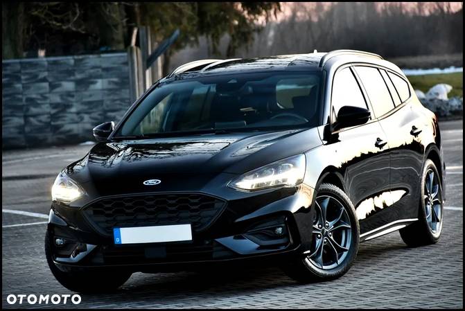 Ford Focus 1.5 EcoBoost ST-Line - 1