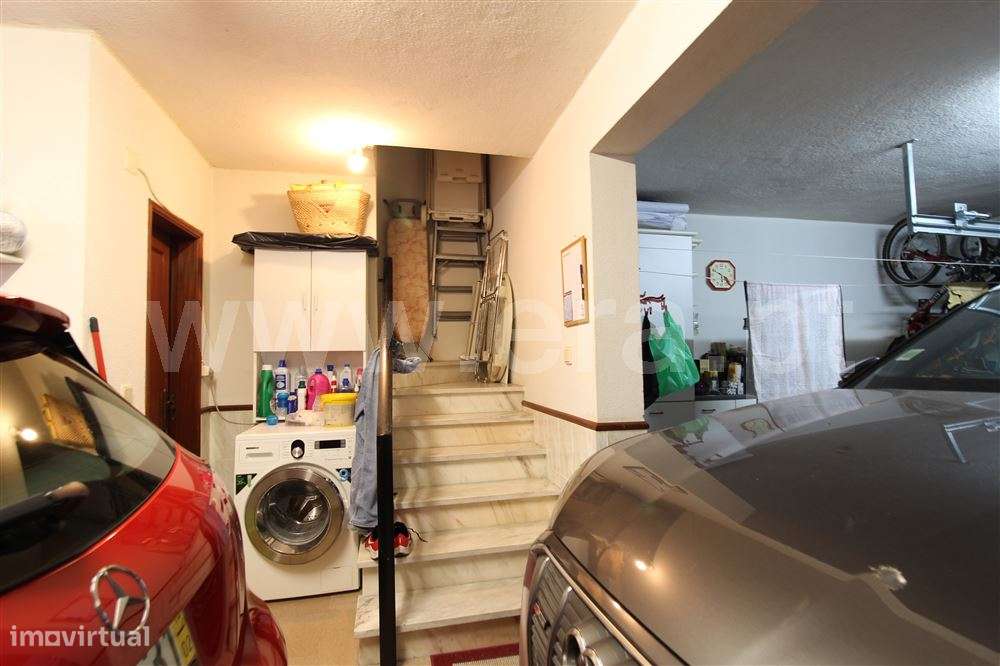 Moradia Geminada T3, Venda-36