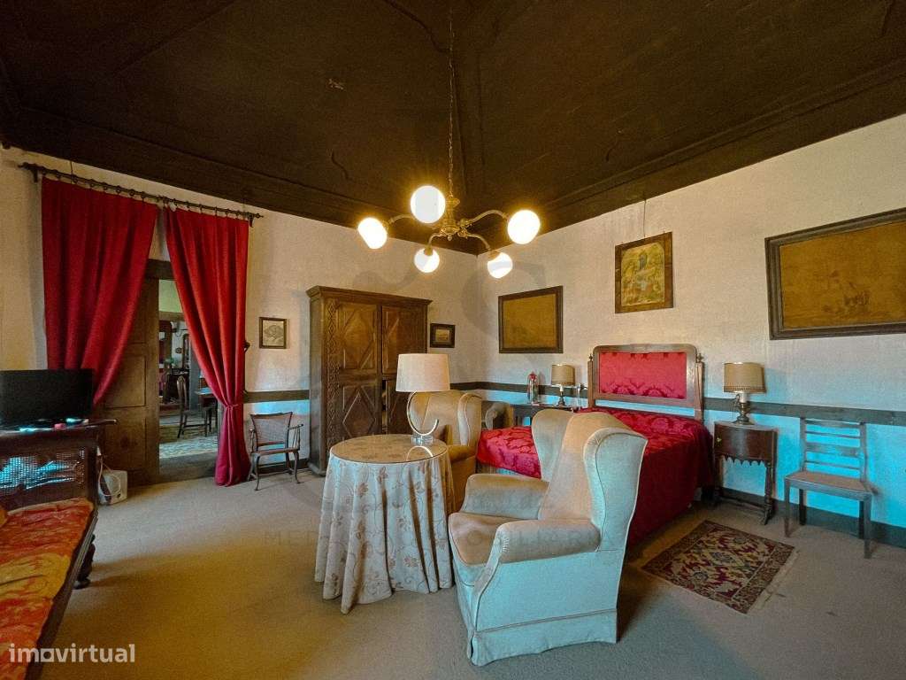 Casa Senhorial Brasonada do Século XVIII na Região do Douro-31