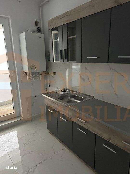 Garsoniera finisata Mamaia Nord, la 30 m de promenada - Imagine principală: 1/19