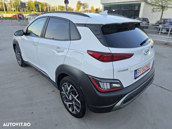 Hyundai KONA - 3