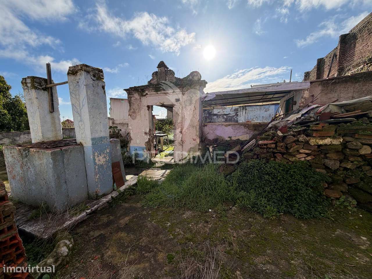 Moradia para Recuperação com Elevado Potencial de Rentabilidade no...-22