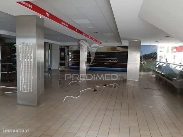 Loja de 394 m² em Sanfins Lamoso Codessos, Paços de Ferreira, Porto... - Grande imagem: 4/6