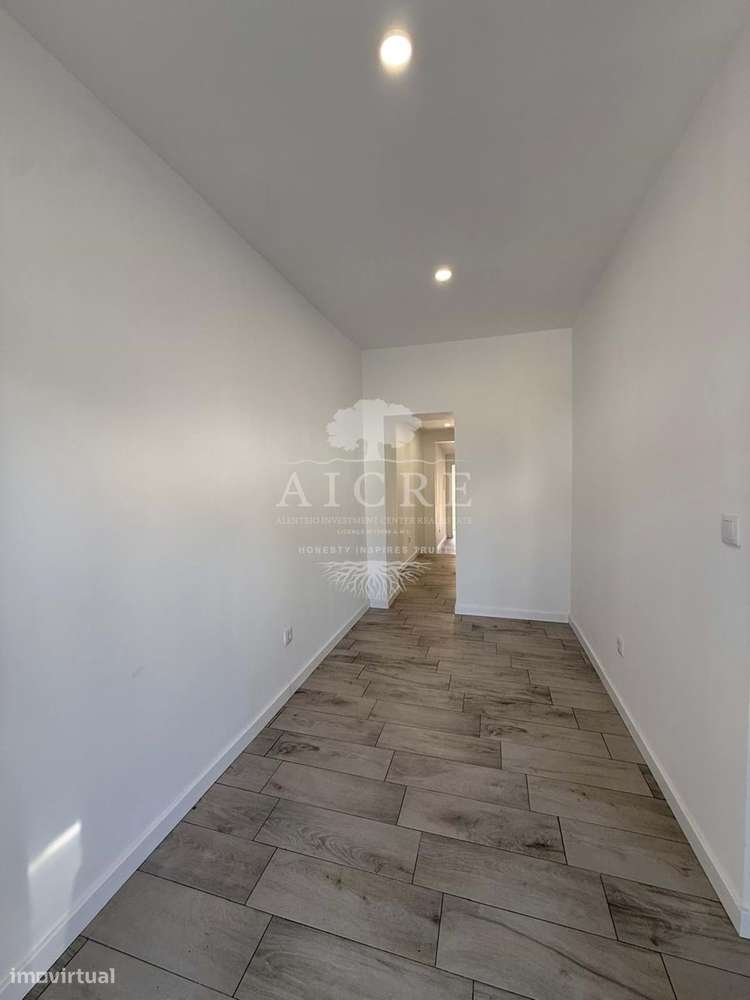 Moradia T2 Térrea Totalmente Remodelada em Selmes – Vidigueira-17