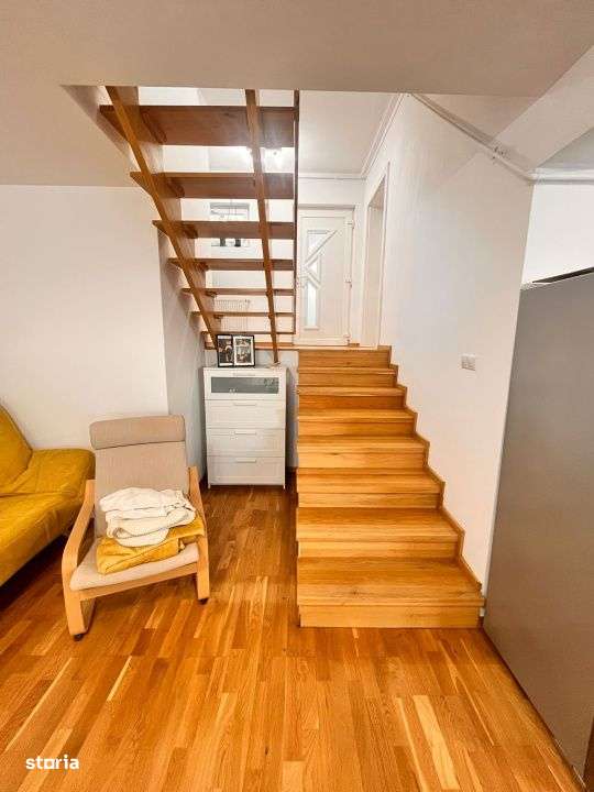 casa cu 4 camere,3 bai,3 terase,2 balcoane,1 garaj si 1 parcare,zona A - Imagine principală: 5/10