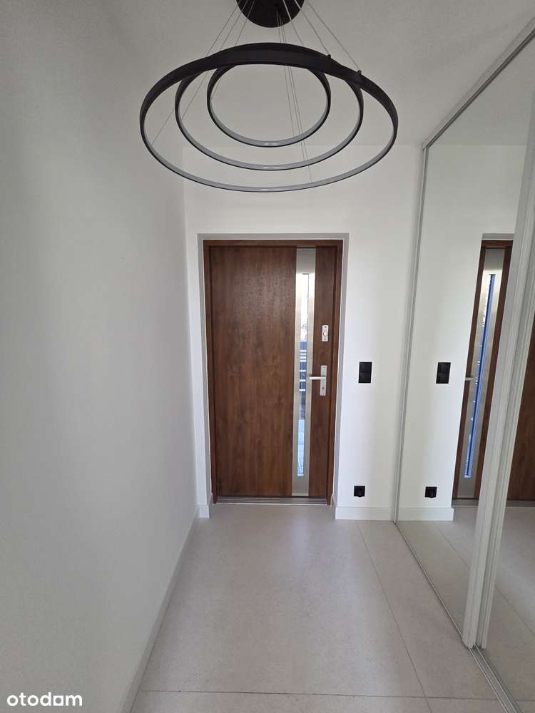 Grunwald - Gotowy, Umeblowany, Wysoki Standard Wykończenia, Garaż-11