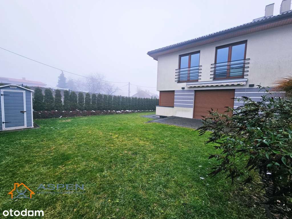 WYŁACZNOŚĆ  Piękny bliźniak, 2 łazienki, 4 sypialnie, garaż, pralnia-18