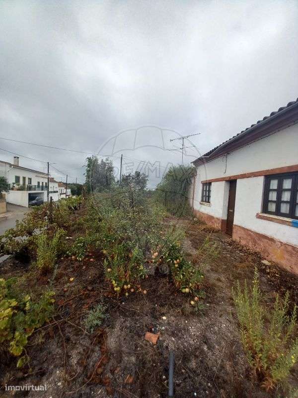 Moradia T2 para venda - Grande imagem: 2/16