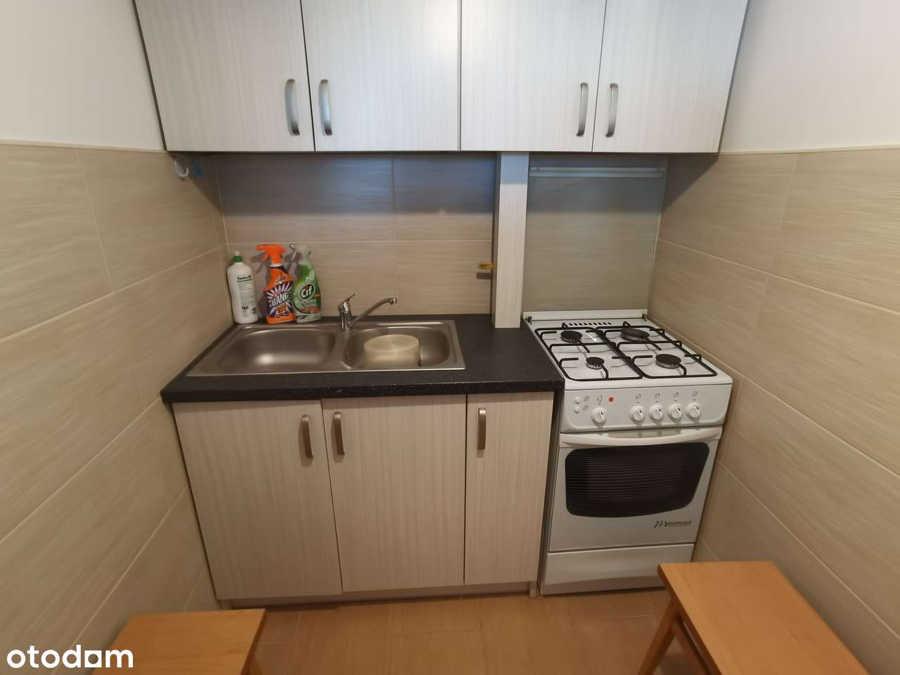 2 pokoje k/dworca SKM, budynek i lokal po remoncie z wyj. łazienki-2