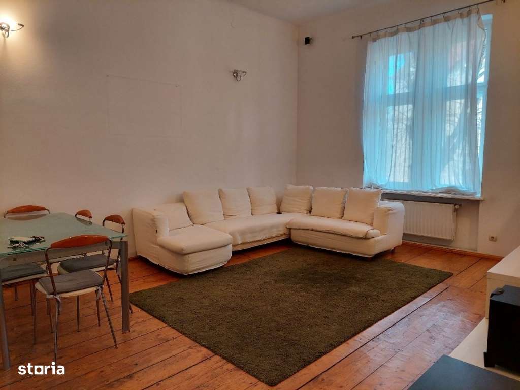 Apartament cu 3 camere la casa pe Bulevardul Victoriei-1