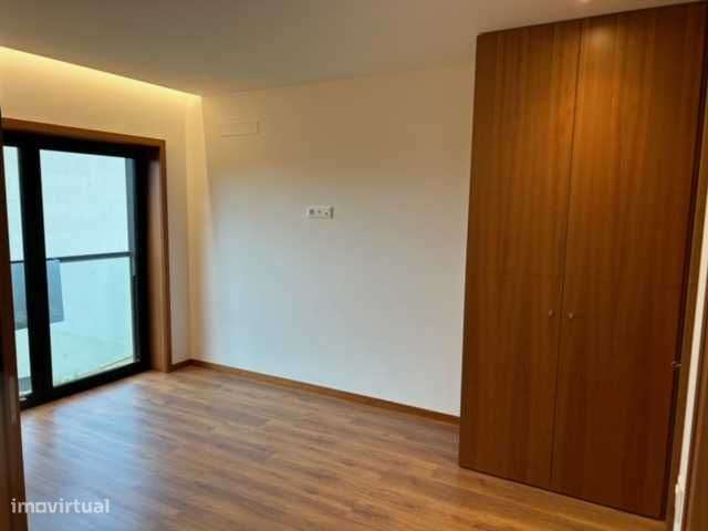 T2 - Pólo Universitário – Asprela – Hospital São João – Paranhos Porto - Grande imagem: 4/12