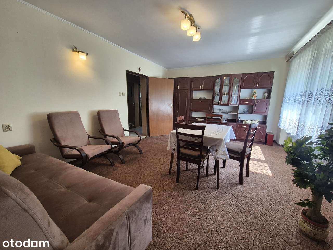 Super cena, dom z ogrodem w znakomitej lokalizacji - Jarocin-4