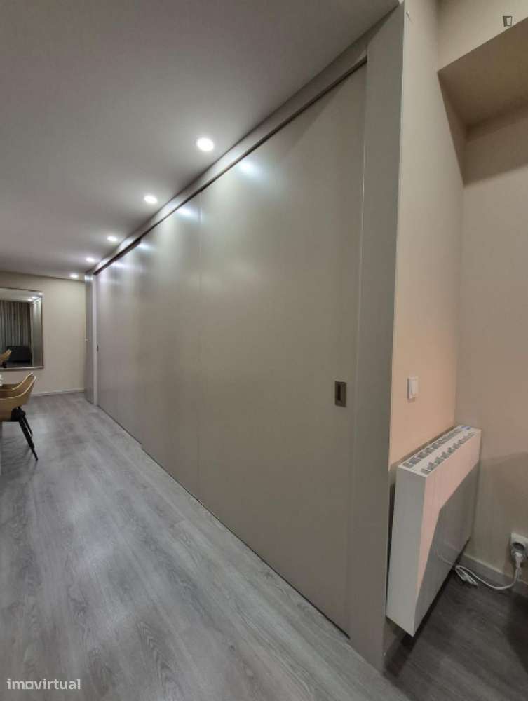 Apartamento com 2 quartos - localizado em Santo Ildefonso Porto - Grande imagem: 2/10