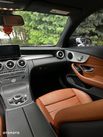 Mercedes-Benz Klasa C 300 Coupe 9G-TRONIC - 18