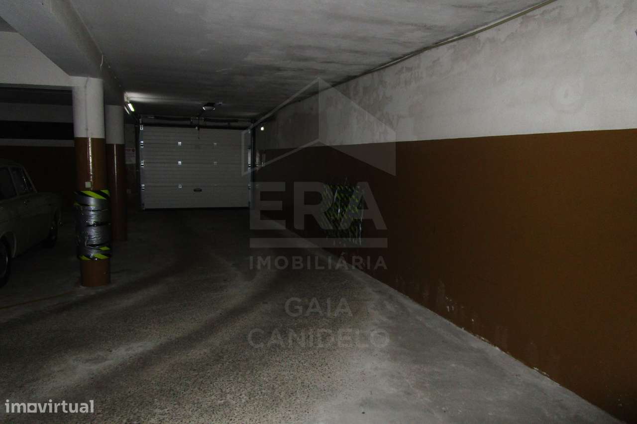 T3 com Vista Mar em Localização Privilegiada!-16