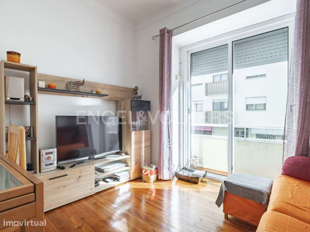 T2 em Queluz - Grande imagem: 2/26