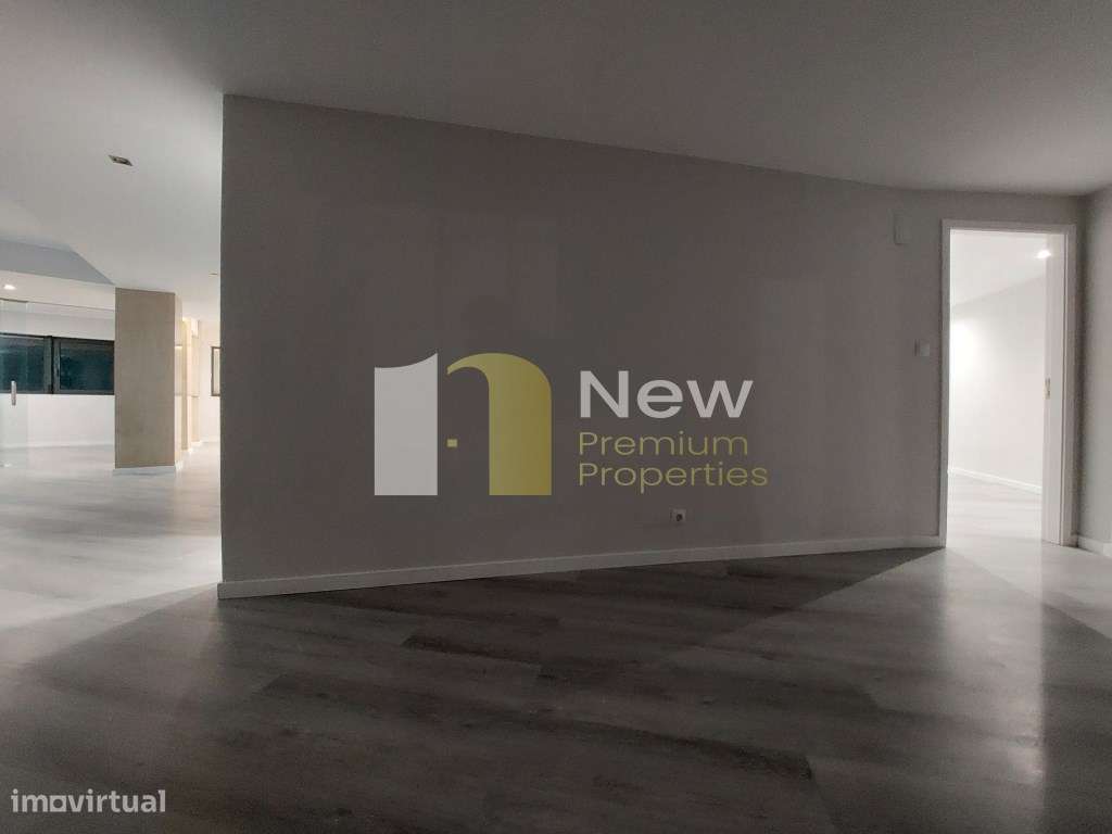 Apartamento T4 Remodelado com 255 m² em Braga. - Grande imagem: 2/34