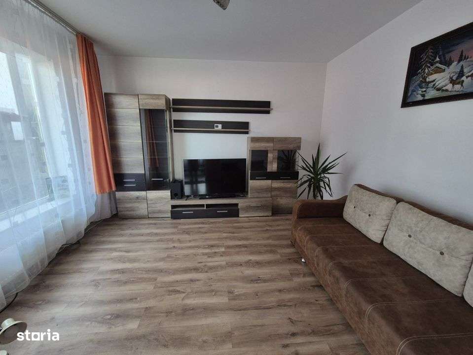 Apartament elegant in vila zona Targul Saptamanal - Imagine principală: 2/17
