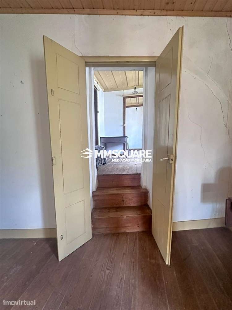 Moradia para Restaurar T5 Venda em Ourique,Ourique-24