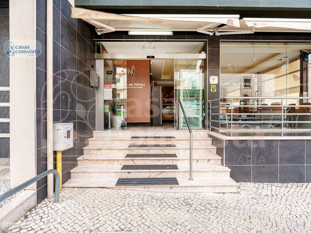 Oportunidade Única - Pastelaria de Sucesso à Venda em Fátima! - Grande imagem: 4/35