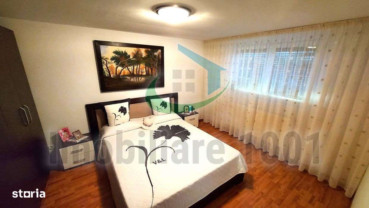 Casa 6 camere, Sacalaseni, suprafata utila 172 mp, teren 1061 mp - Imagine principală: 5/20