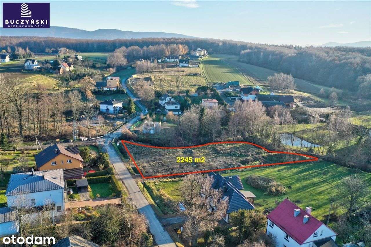 Działka z pozwoleniem na budowę 4 domów.-9