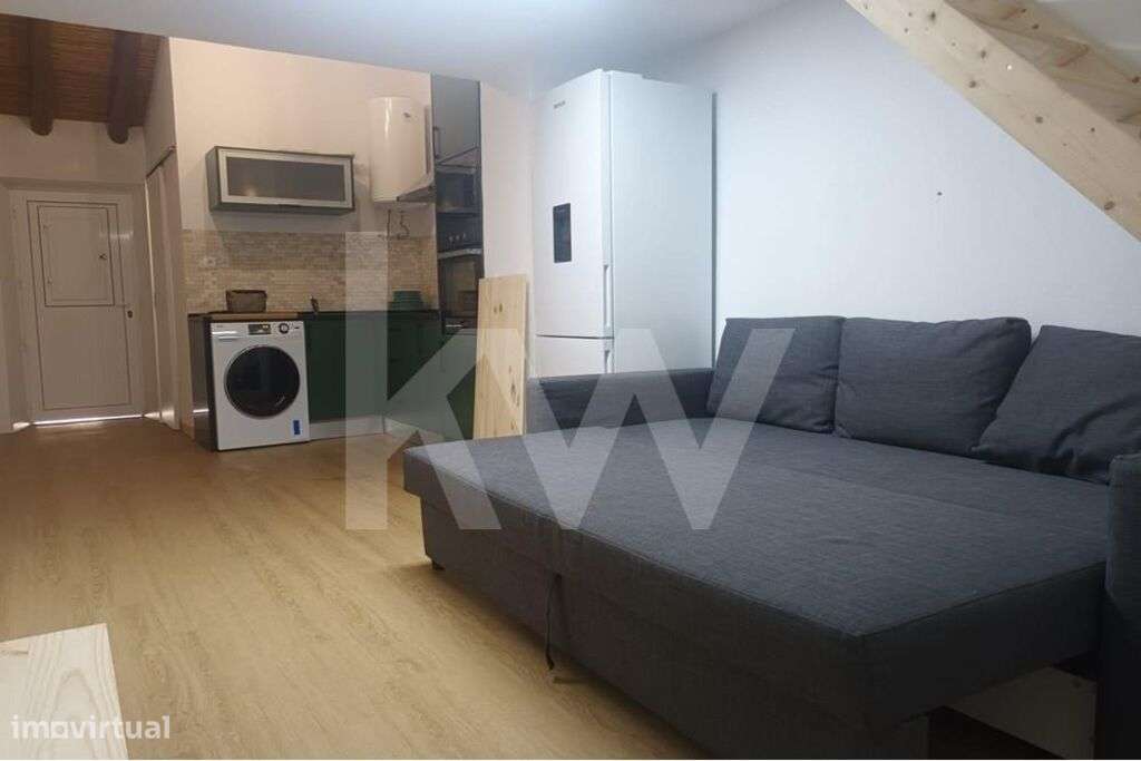 Oportunidade para Investidores: Estúdio renovado mais T0 em Corvos - M - Grande imagem: 4/27
