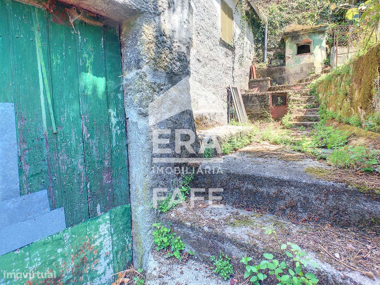 Moradia V2 em pedra em Ribeiros-7