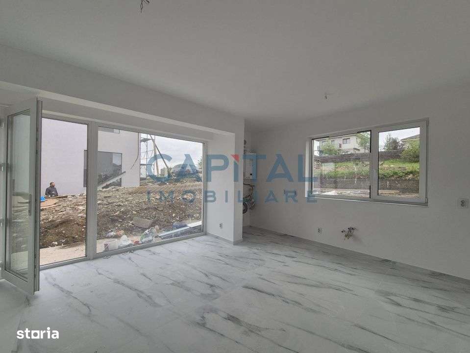 Casa alipita finisata, panorama superba - Imagine principală: 5/17