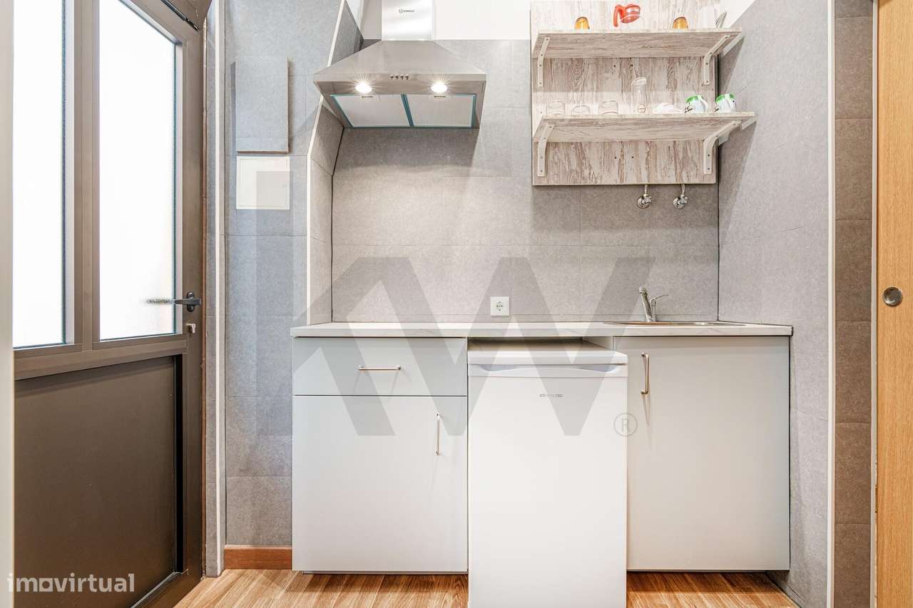 T1 Renovado no Coração da Nazaré – A 1 Minuto da Praia - Grande imagem: 3/22