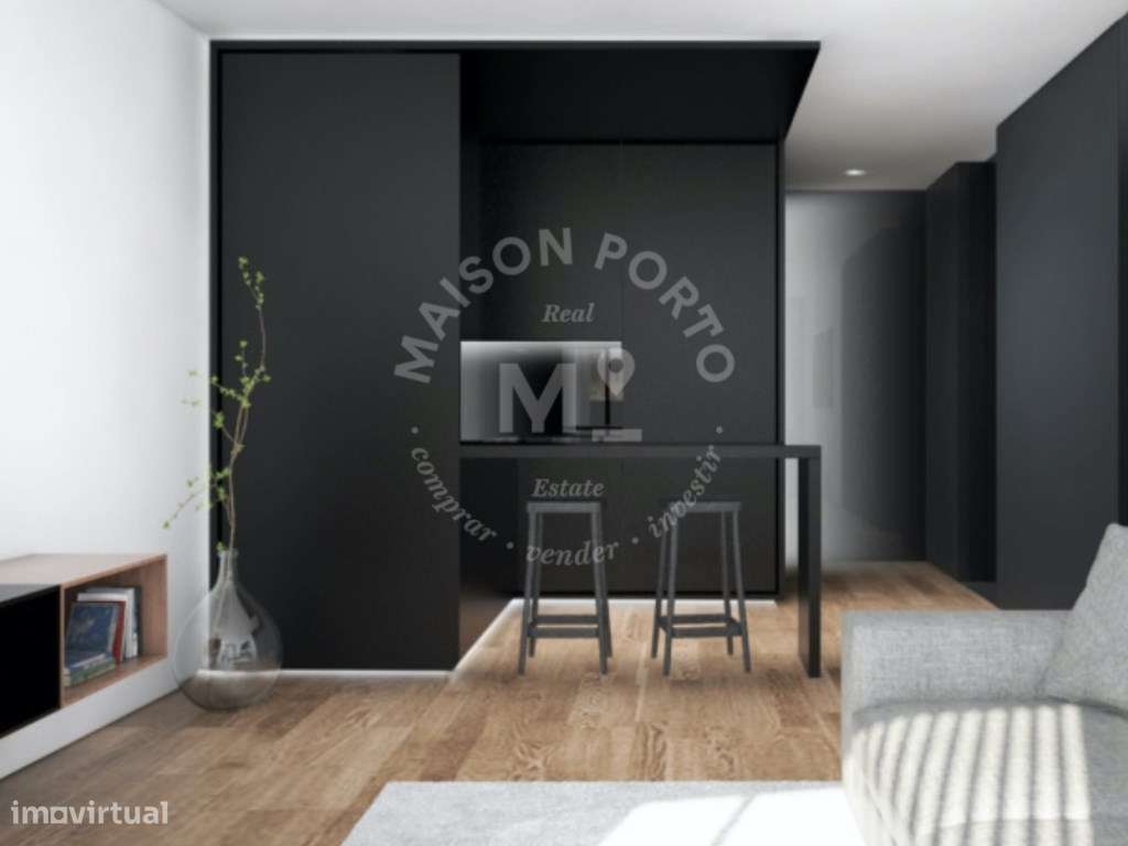 Apartamento T2 com Varanda e 2 Lugares de Garagem, no centro da Cid... - Grande imagem: 3/15