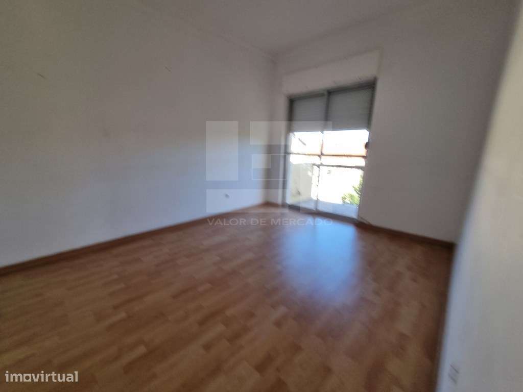Apartamento T2 - em Carnaxide-20