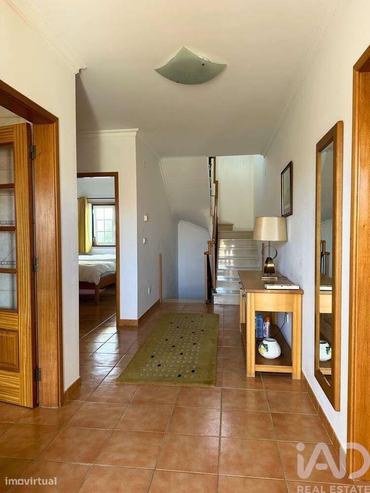 Moradia geminada T4 em Foz do Arelho de 318,4 m2 - Grande imagem: 5/38