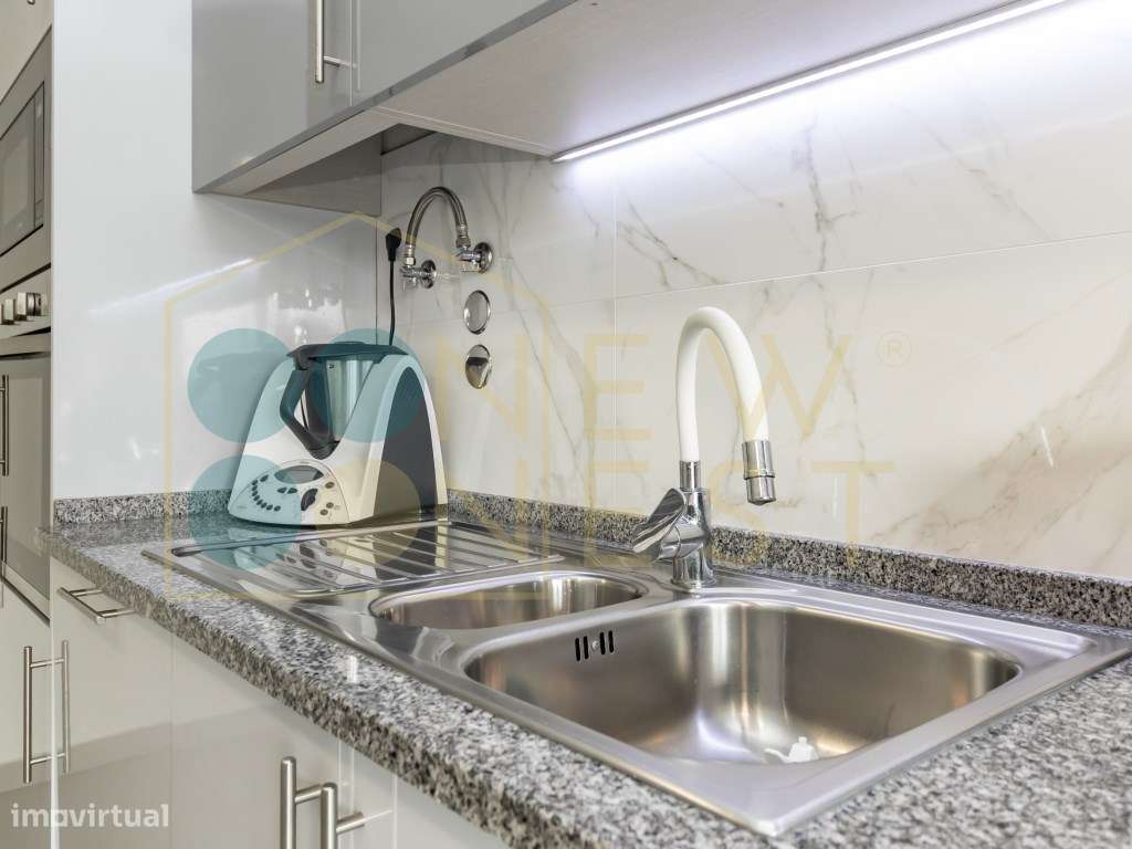 Moradia T4 com piscina e garagem nas Manteigadas | Setúbal-18