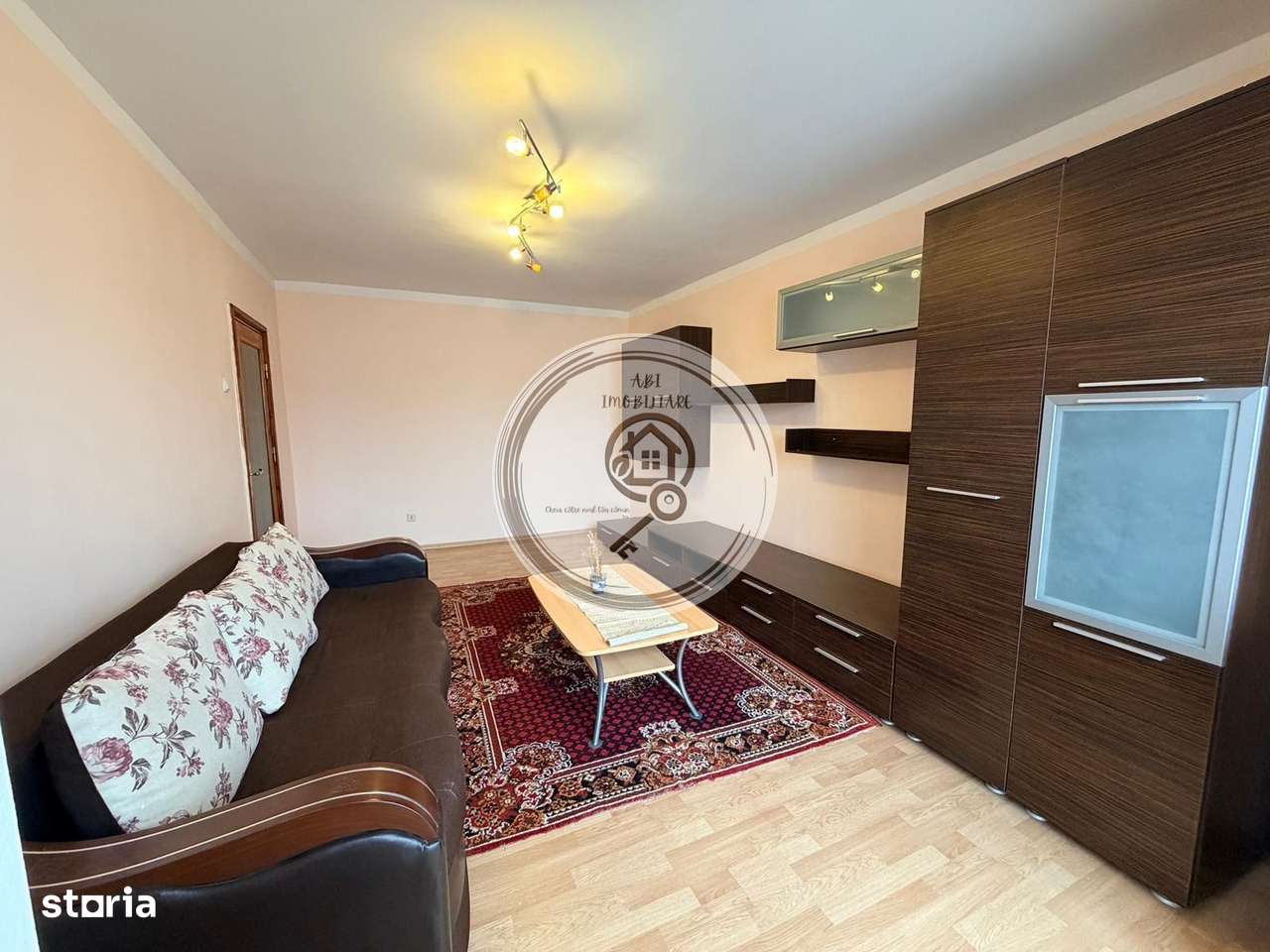 Apartament cu două camere de închiriat - Zona Răcădău - Imagine principală: 3/12