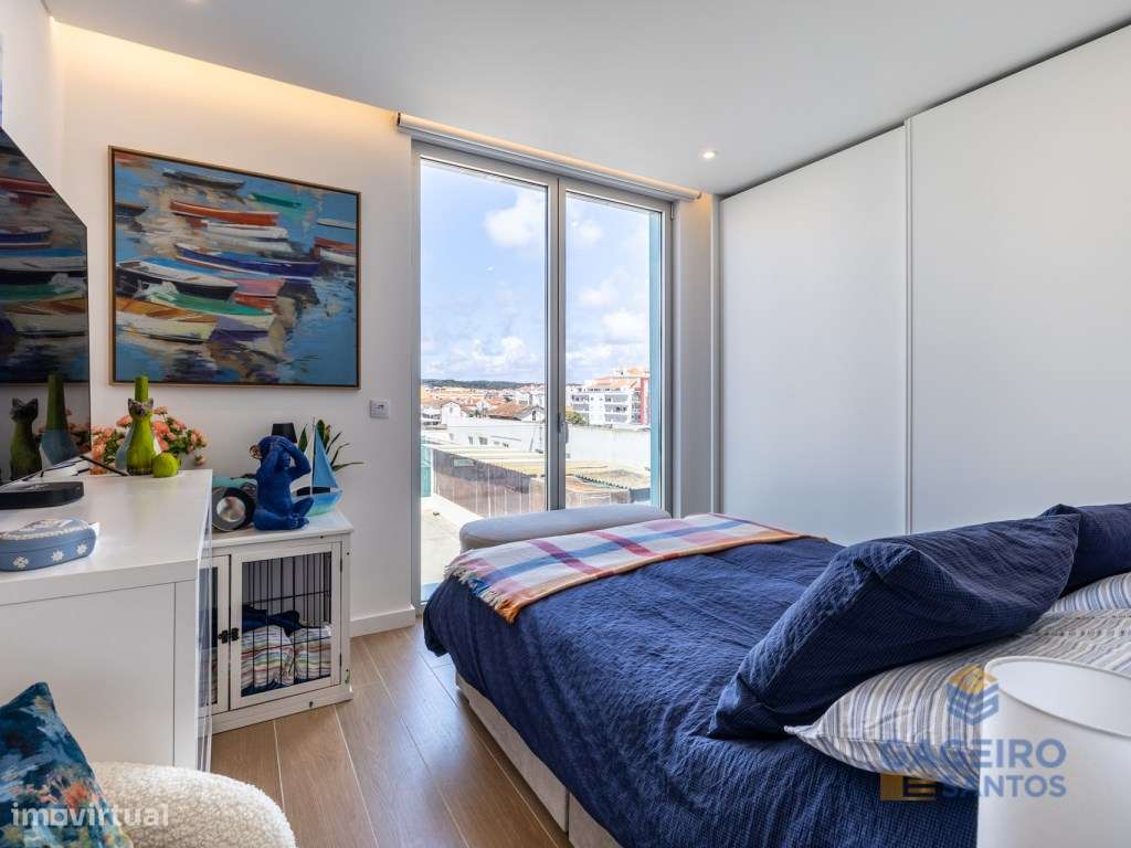 Apartamento T2 na Primeira Linha de Mar - Avenida Marginal, São Mar...-17