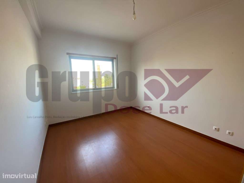 Apartamento com Parqueamento em Santana (Sesimbra)-11
