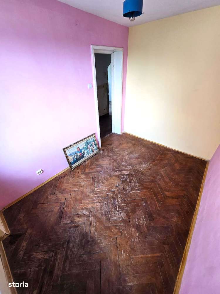 Apartament cu 3 camere decomandat | Etajul 3 - Botizului-4
