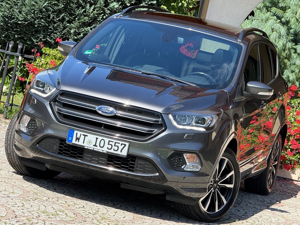 Ford Kuga II (2012-) 2.0 TDCi AWD ST-Line Black 2017