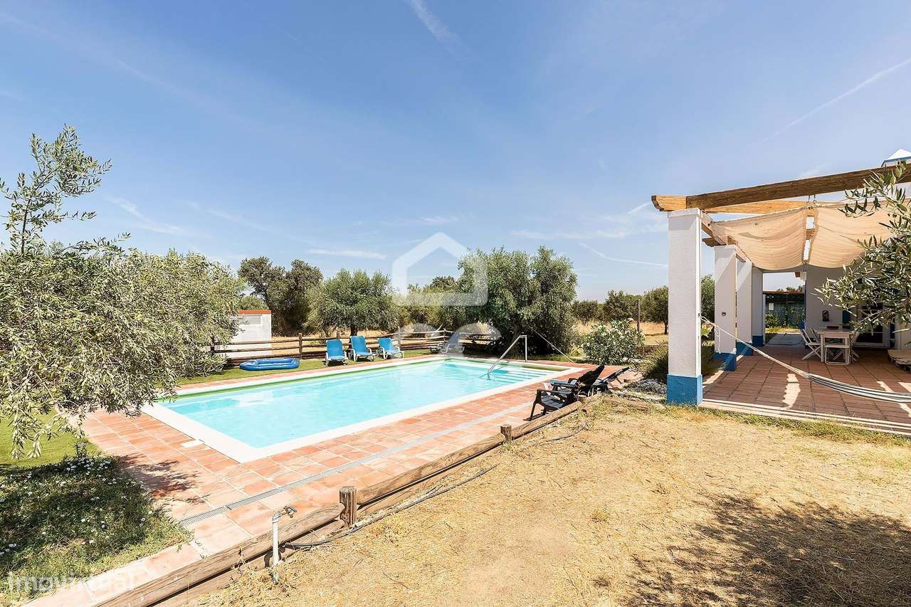 Quinta de 1,29 ha c/ Moradia T4 e Piscina | Reguengos de Monsaraz, Évo-39