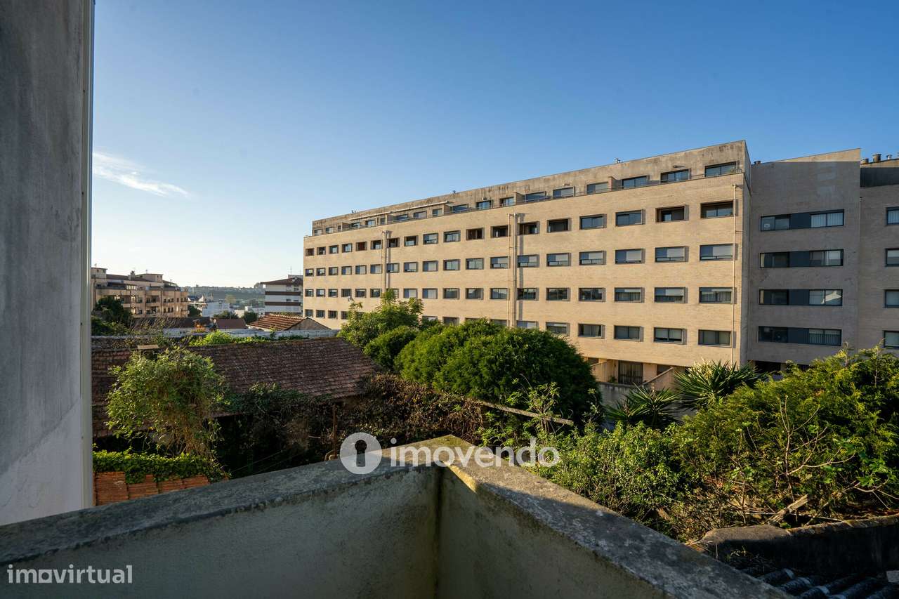 Apartamento T2, com estacionamento e arrecadação, no Porto-19