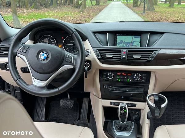 BMW X1 xDrive18d - 32