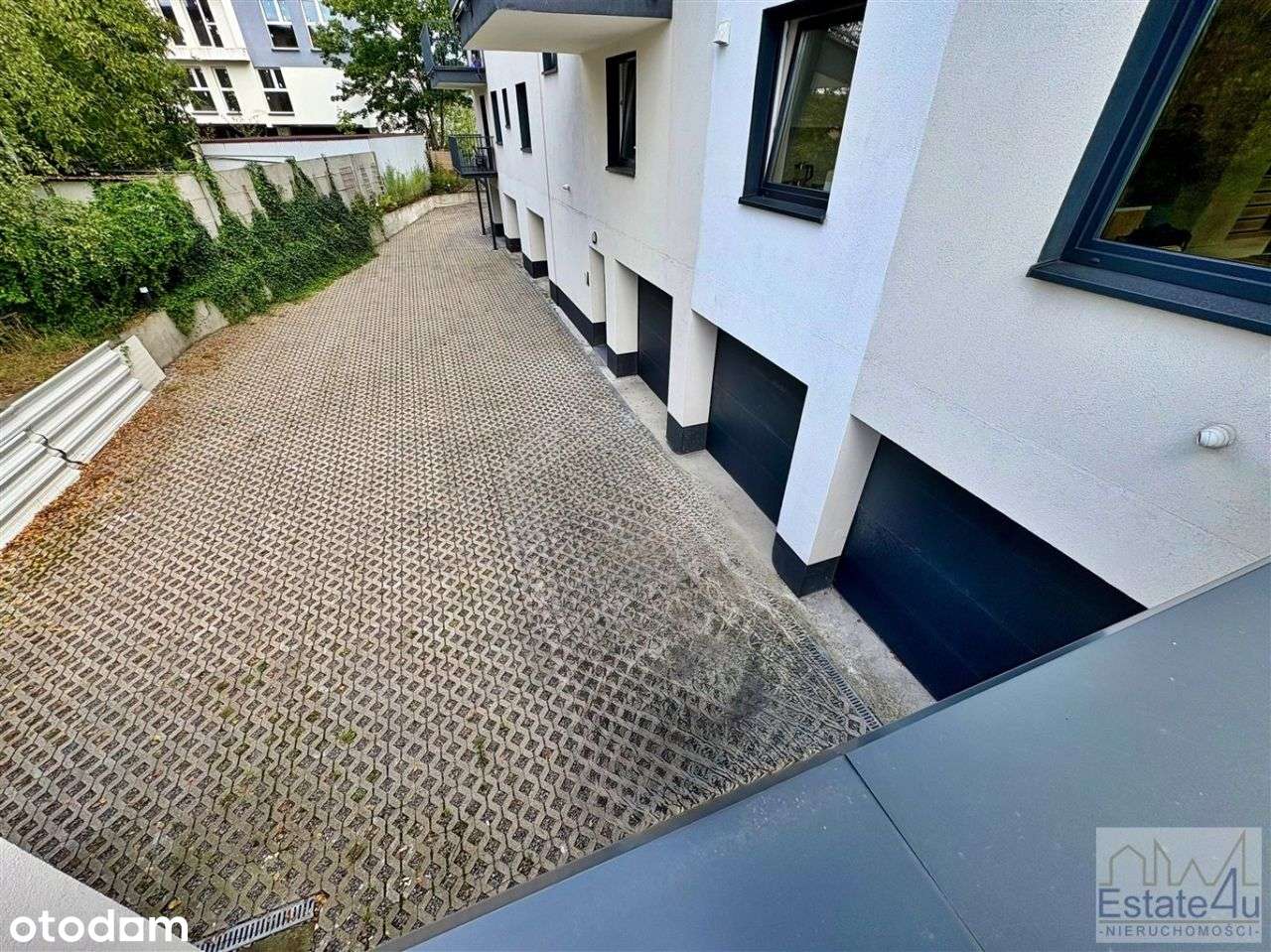 Jak dom, ogród, własny garaż, winda. Przytulne :)-17