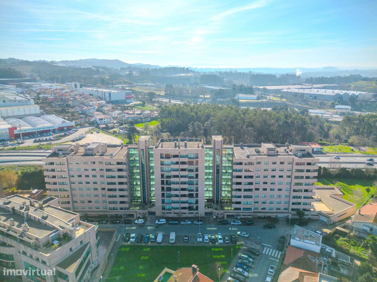 Apartamento T3 Exclusivo com Vista Panorâmica em Ermesinde - Grande imagem: 4/46