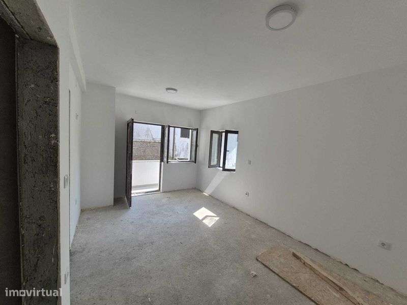 Casa T2 em pedra renovada – Vieira do Minho (próxima de Gerês) - Grande imagem: 5/10