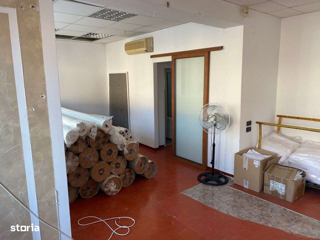 Spațiu Comercial - Oradea cu parcare stradala - Imagine principală: 3/6