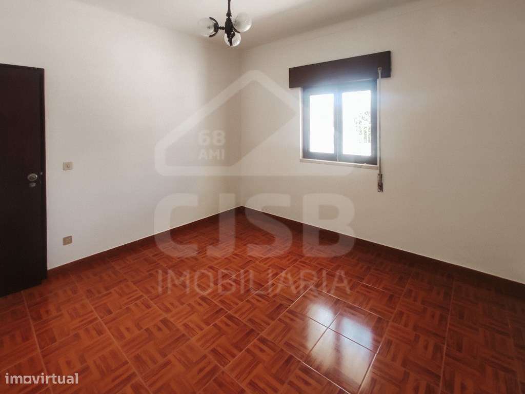 Moradia à Venda em Coruche - Valor Negociável-7