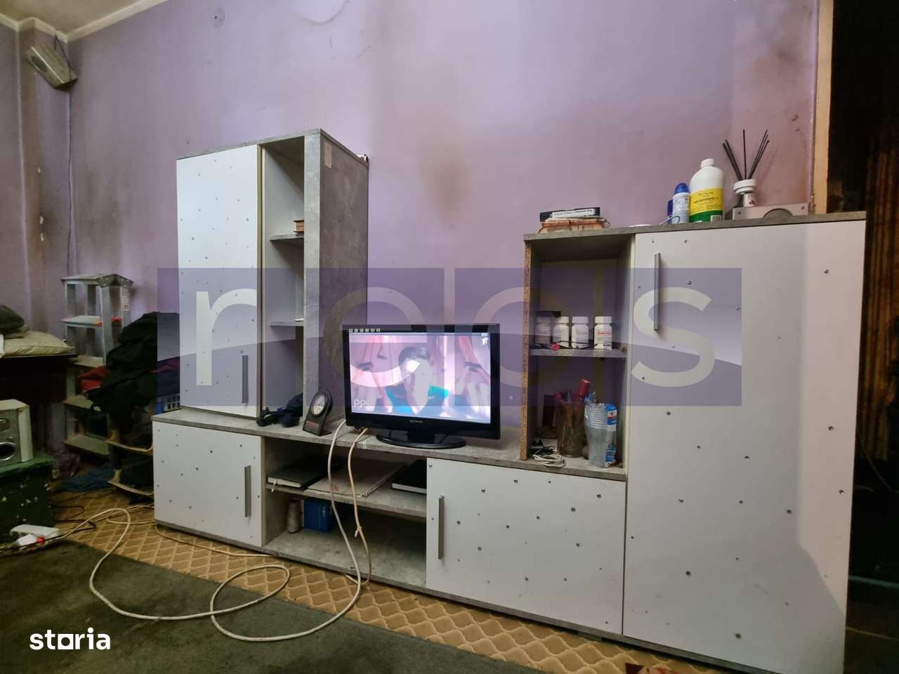 VANZARE -4- CAMERE =TINERETULUI